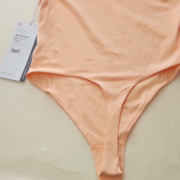 lululemon athletica Nulu Square-Neck Apricot Bodysuit Size XS - Picture 6 of 6